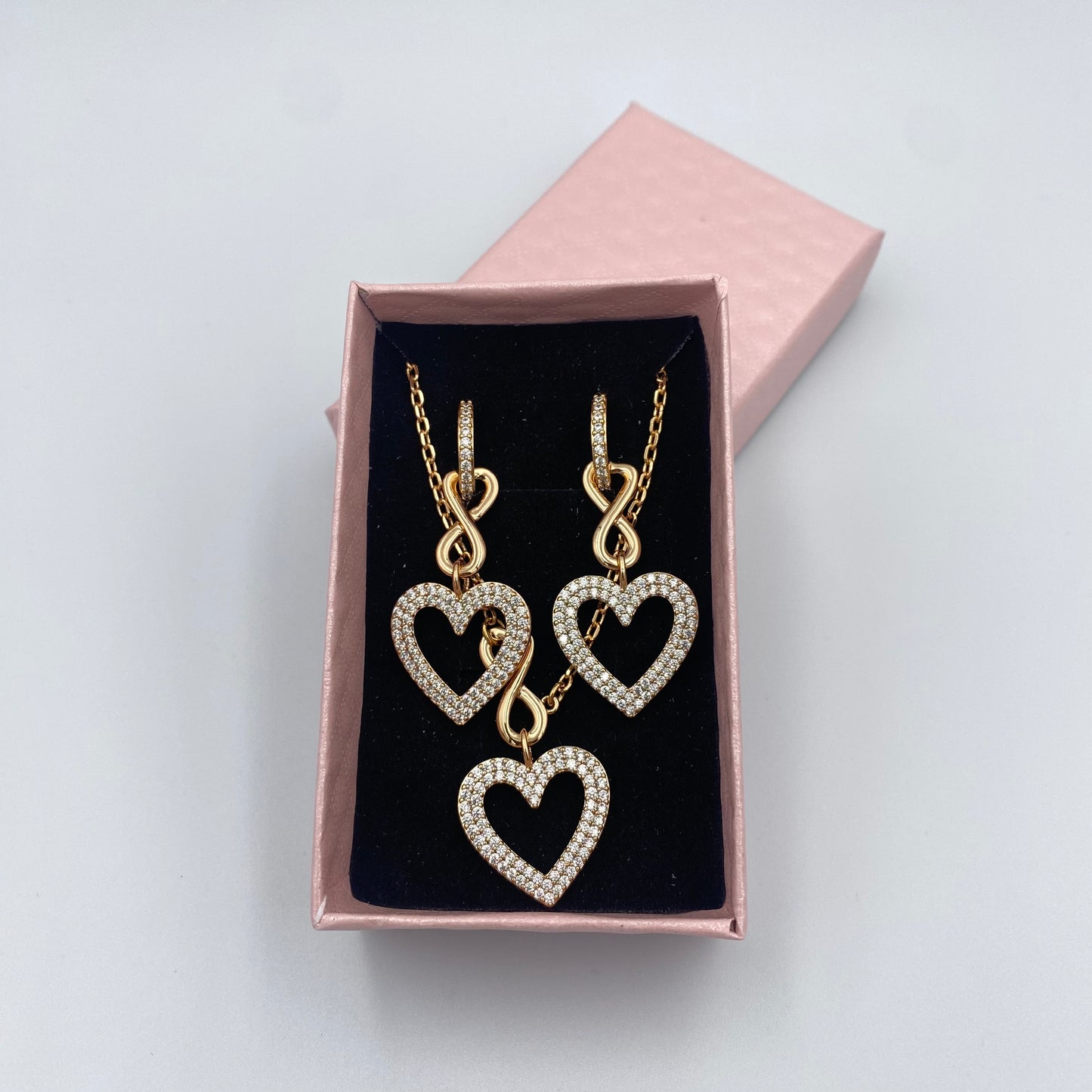 Set Collar y Aretes, corazón infinito