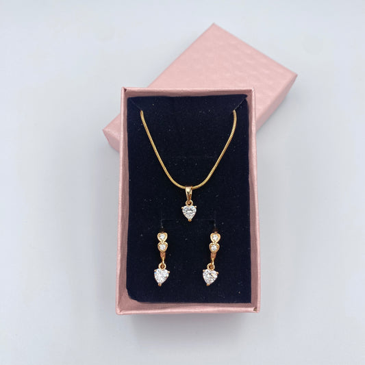 Set Collar y Aretes, corazón aretes con piedras pequeñas