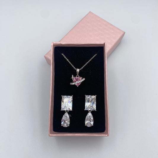 Set Collar y Aretes, corazón planeta y aretes piedras cuadradas