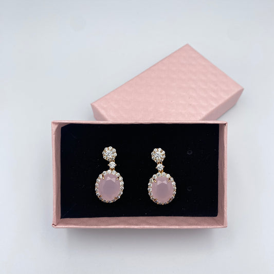 Aretes con piedras rosas