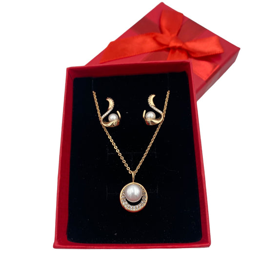 Set Collar y Aretes Perlas y Aretes Pegados